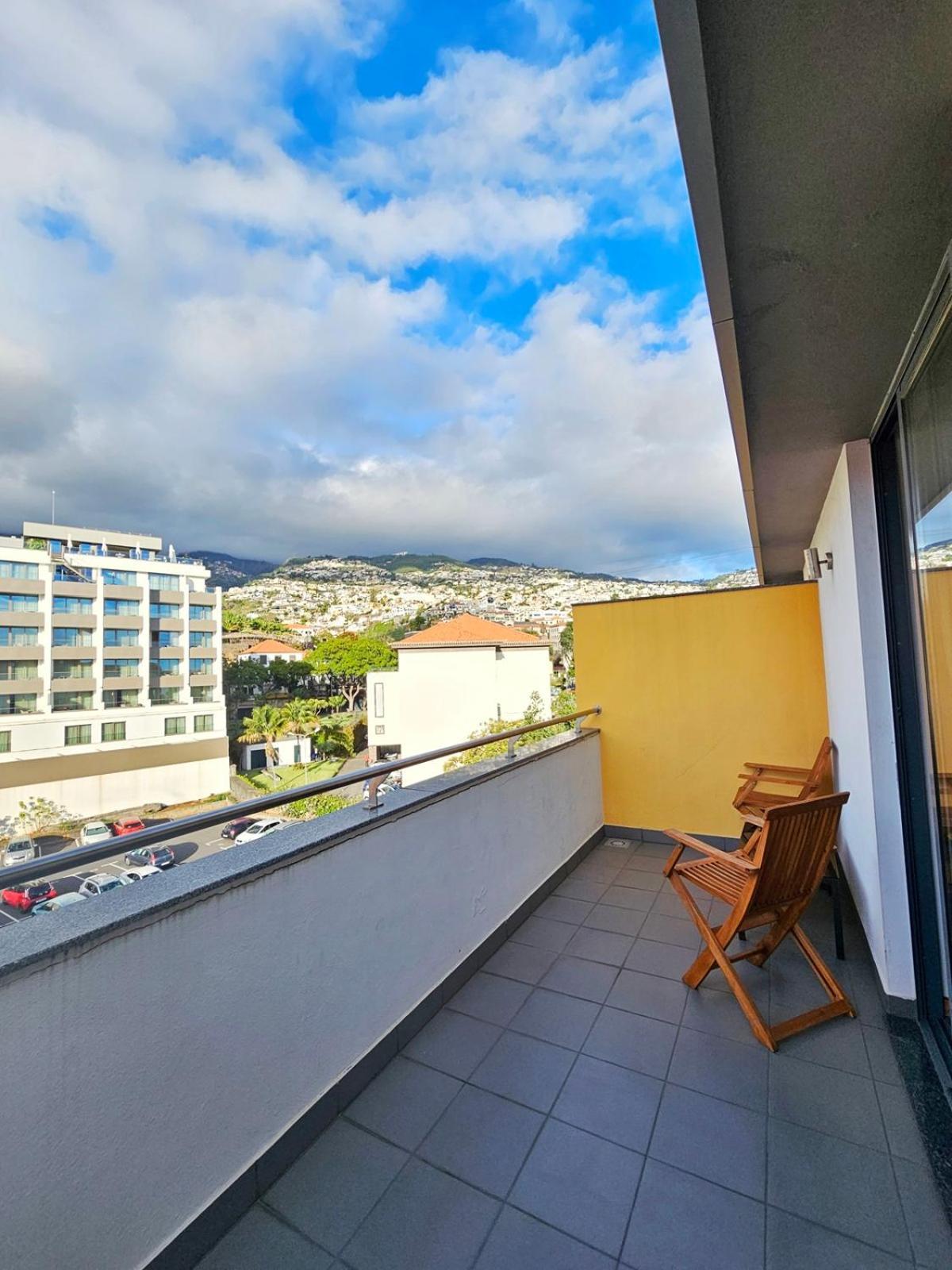 Anadia Atrium Apartment Funchal  Bagian luar foto