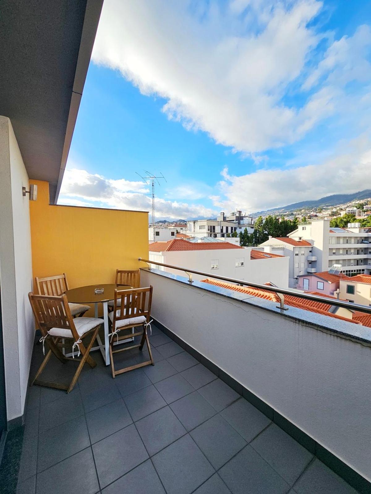 Anadia Atrium Apartment Funchal  Bagian luar foto