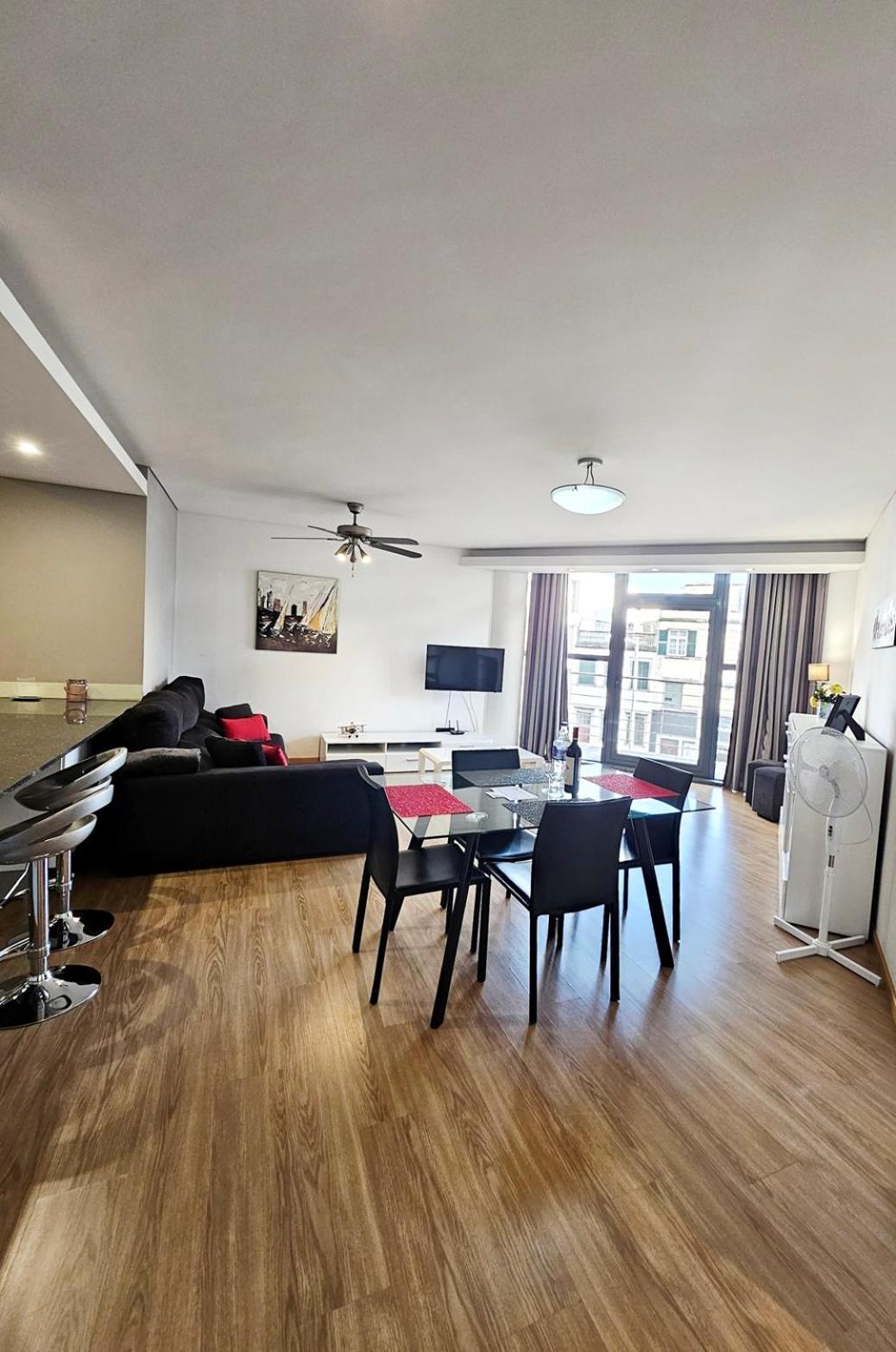 Anadia Atrium Apartment Funchal  Bagian luar foto