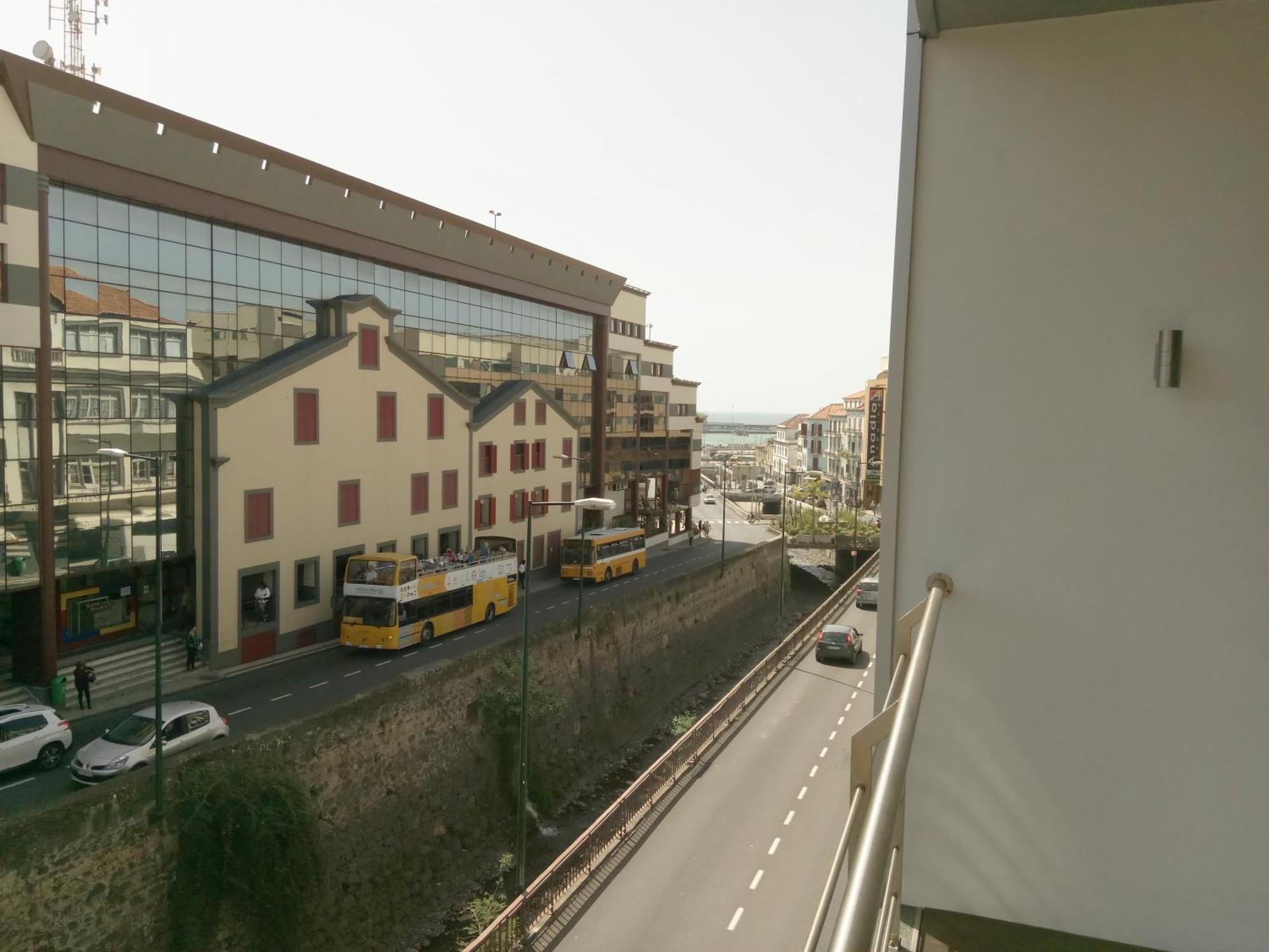 Anadia Atrium Apartment Funchal  Ruang foto